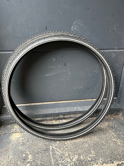 Schwalbe Marathon polkupyörän nastarenkaat 28"