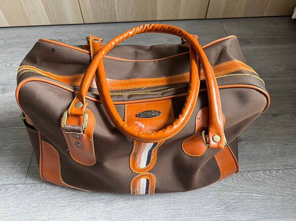 Vintage retro laukku 1970-luvulta