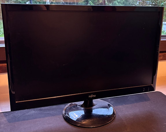 Fujitsu SL23T-1 LED näyttö 23"