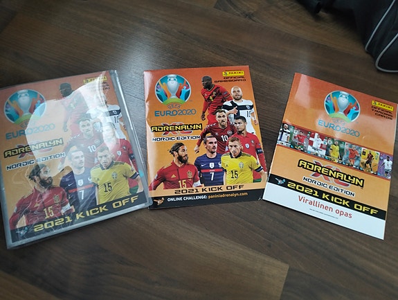 UEFA Jalkapallo kansio+Kortit+Peli