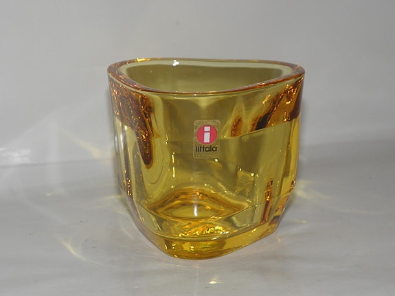 Iittala keltainen TRIS tuikkulyhty