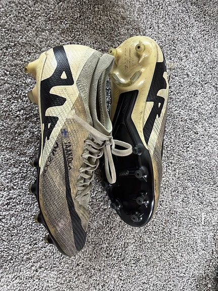 Nike Mercurial Vapor AG Pro jalkapallokengät vaaleanbeige/musta