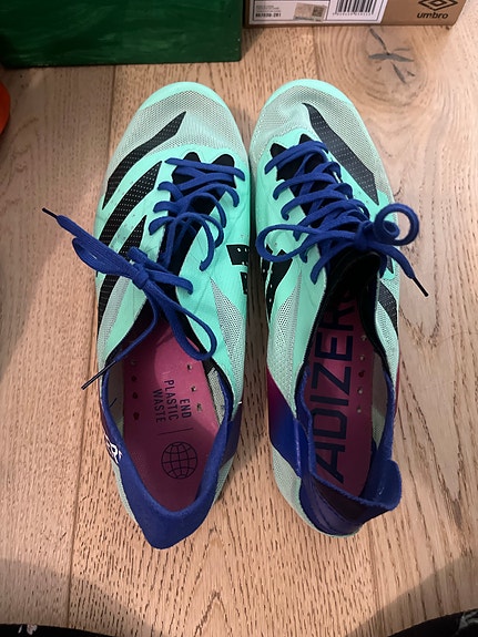 Adidas Adizero Finesse piikkarit, koko 42 2/3