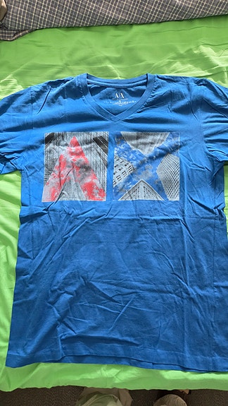 Armani t-paita (koko XL)