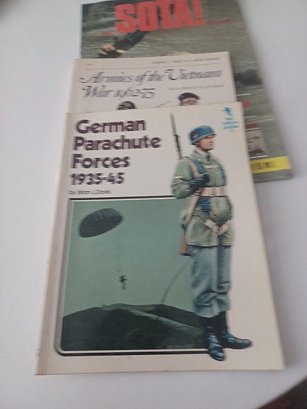 – German Parachute Forces, Armies of the Vietnam War ym.