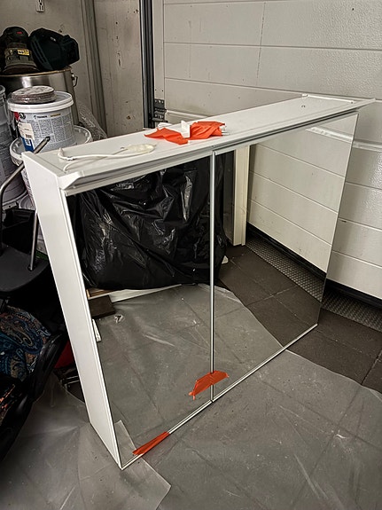 IKEA TREASJÖN peilikaappi valkoinen