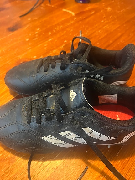 Adidas Copa nappikset 32