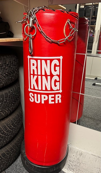 Ring King Super nyrkkeilysäkki punainen