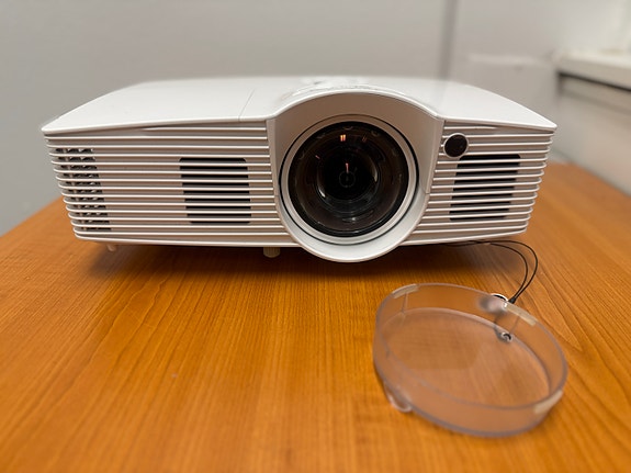 Optoma GT1080 Full HD Short Throw Projector