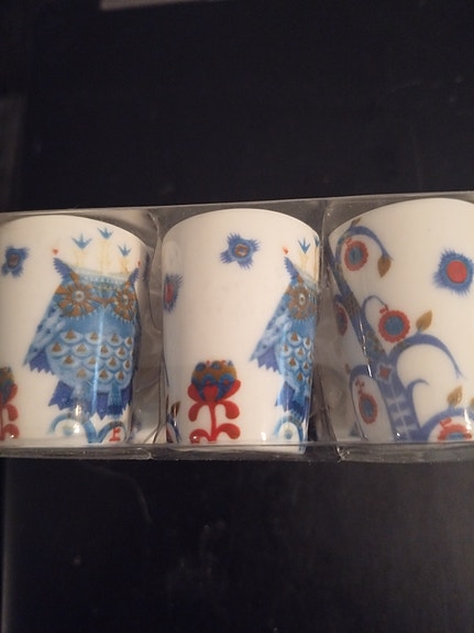 Iittala Taika joulukoristeet mukit, valkoinen-sininen