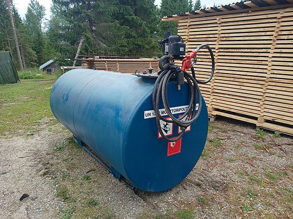 Polttoainesäiliö