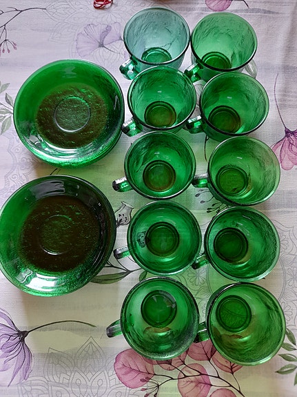 Retro astiasto 10pr. pesuvadissa