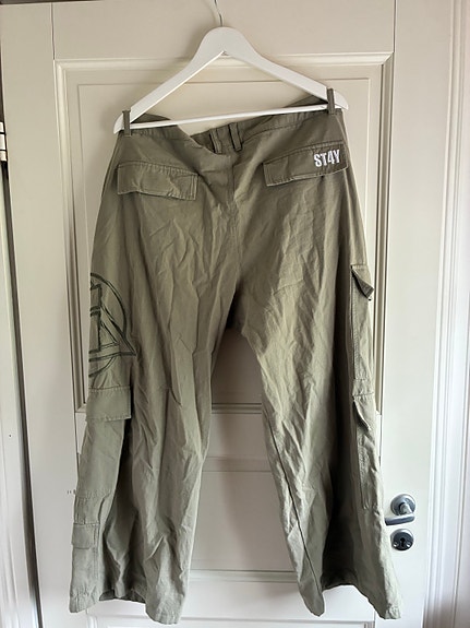 ST4Y cargo housut