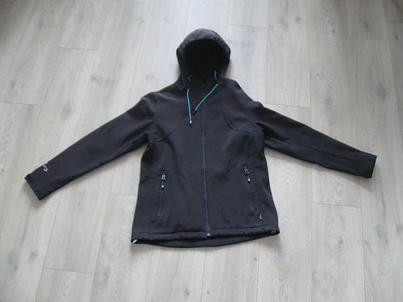 Torstai softshell takki n.42 (L/XL)