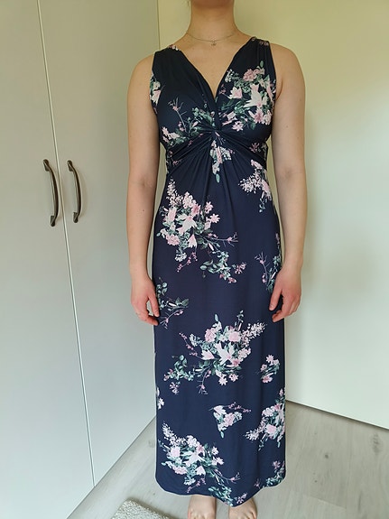 Anna Field mekko