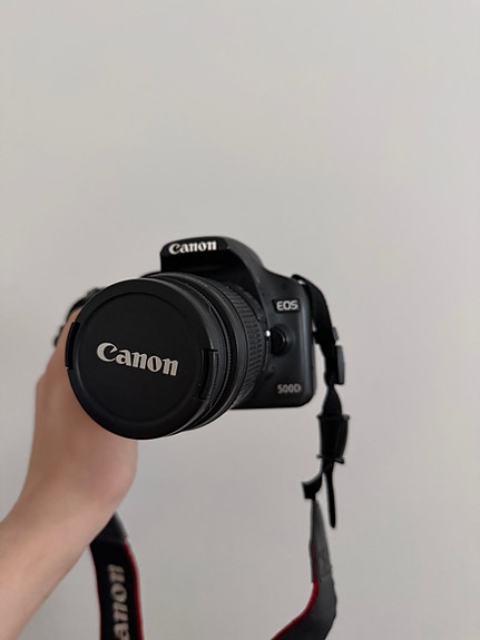 Canon EOS 500D digitaalinen järjestelmäkamera