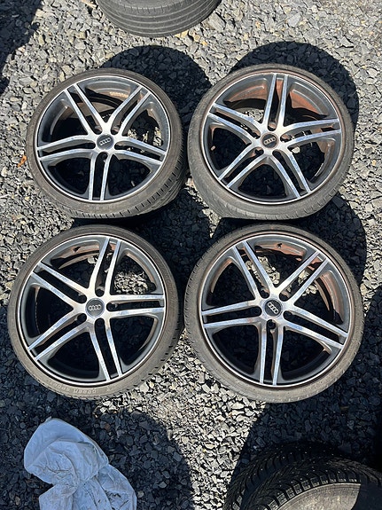 5X112 KR 57,1MM ET55 19X8,5J Audi alumiinivanteet kesärenkailla