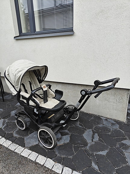 Emmaljunga NXT90 twin sisarusrattaat