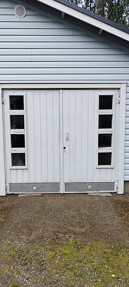 Autotallin oven 32x32 lämpölasit