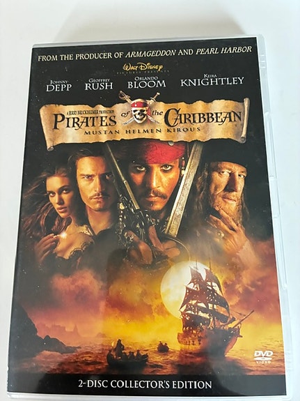 Pirates of the Caribbean Mustan helmen kirous DVD