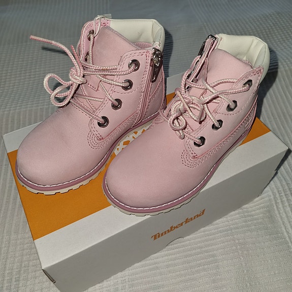 Uudet Timberland lasten kengät 25