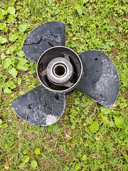 Potkuri 15 1/4 x 15