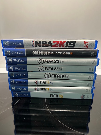 PS4 pelipaketti FIFA 16–19&21-22, NBA 2K19 ja CoD Black Ops 3