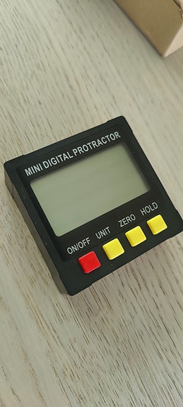 Kallistusmittari / kulmamittari digitaalinen magneettikiinnityksellä