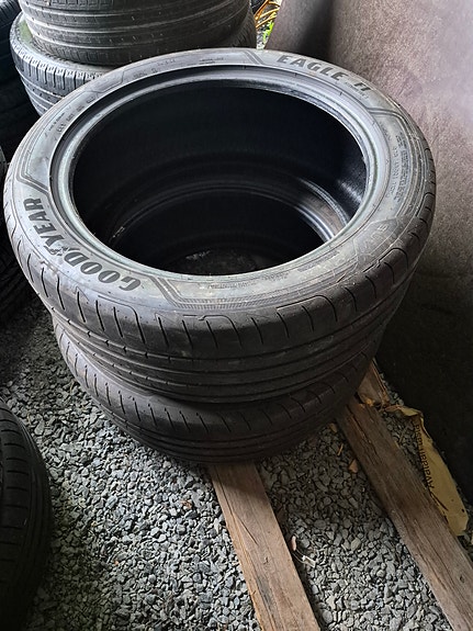 275/45/21 kesärenkaat