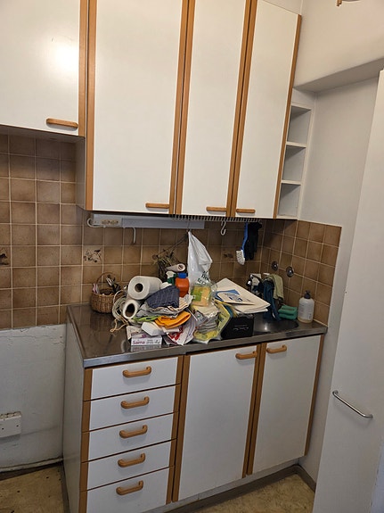 Vanha laadukas keittiö