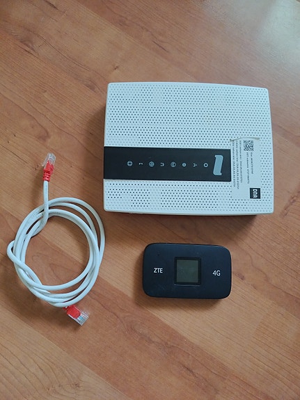 DNA reititin ja ZTE 4G -mokkula