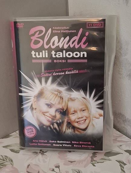 Blondi tuli taloon DVD-boksi