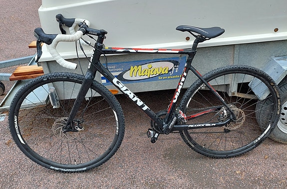 Giant TCX2 cyclocross/gravel-pyörä M 28"