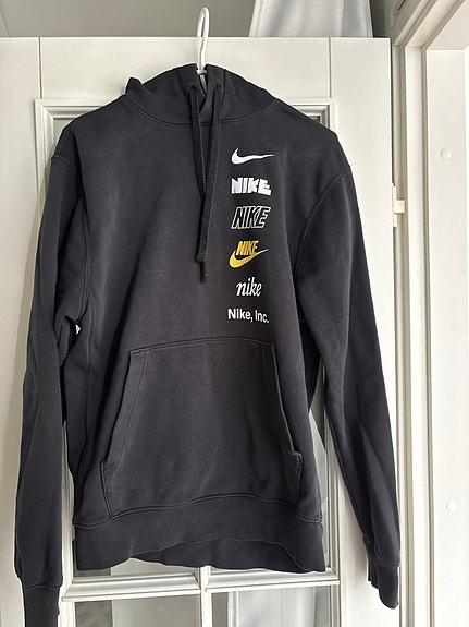 Nike huppari S