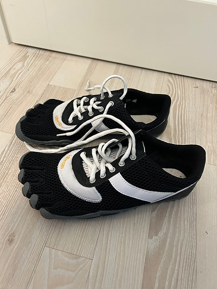 Vibram fivefingers paljasjalkakengät 40