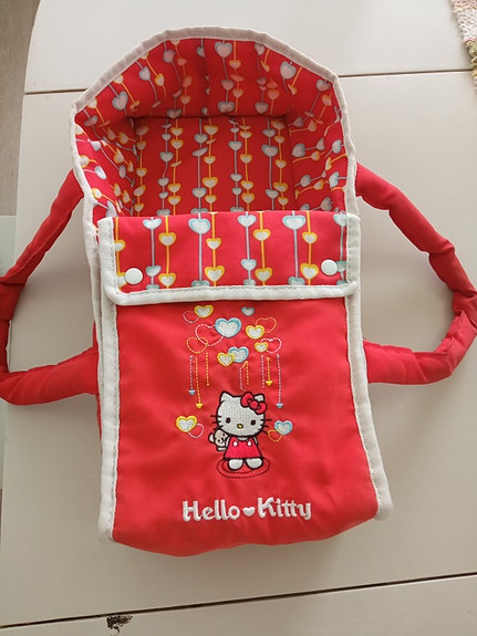 Hello Kitty pehmoinen nuken kantoreppu punainen
