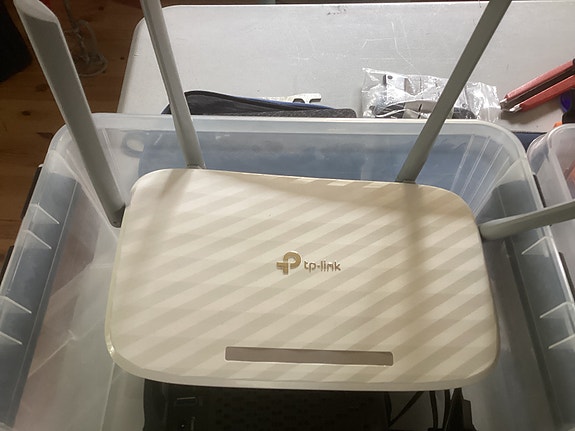 TP-Link reititin valkoinen