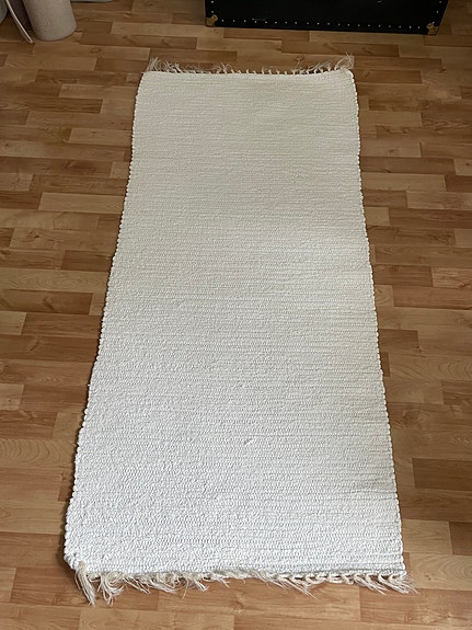Valkoinen puuvillamatto