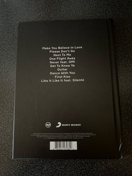Product image 2 of 2