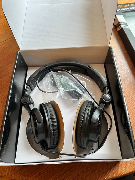 Kuulokkeet the t. bone HD 200