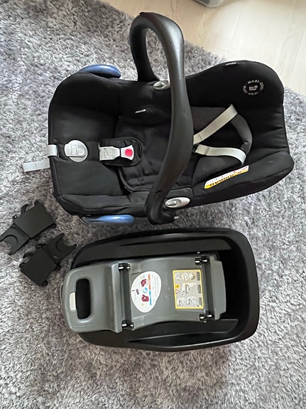 Maxi-Cosi turvakaukalo 0–13 kg Isofix-telakalla