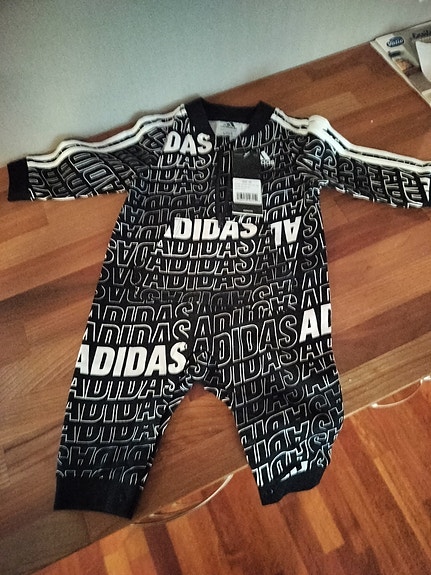 Adidas college puku