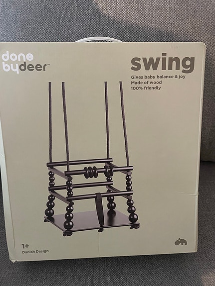 Done by Deer Swing lasten keinu puinen musta