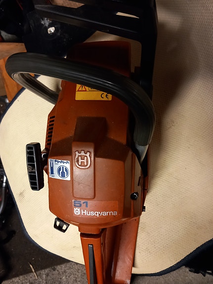 Husqvarna 51 moottorisaha