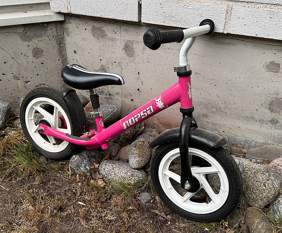 Nopsa 12" potkupyörä