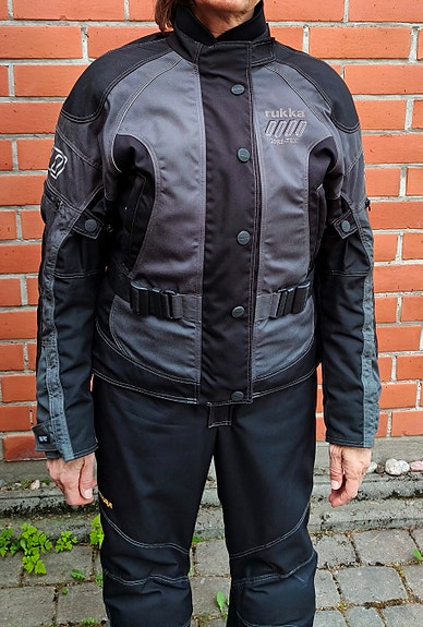 RUKKA Goretex-ajopusero, koko 38