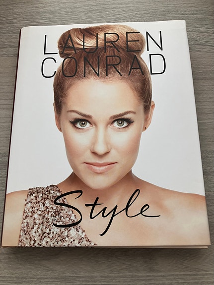 Lauren Conrad -Style kirja