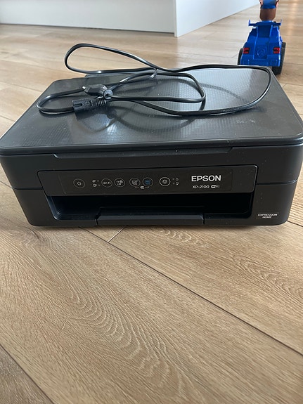 Epson XP-215 mustesuihkutulostin skannerilla