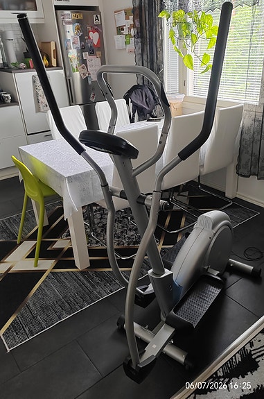 RBK 620 crosstrainer kuntopyörä