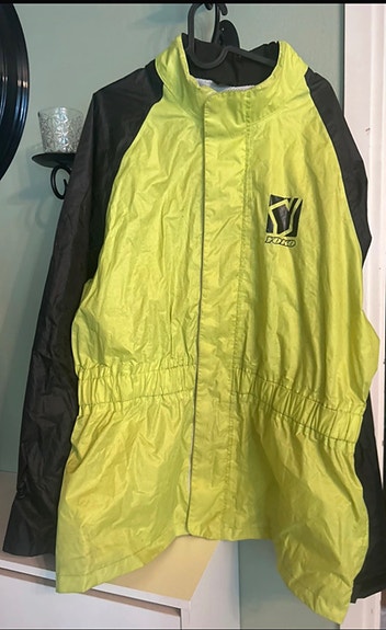 Yoko-sade asu takki ja housut 2Xl